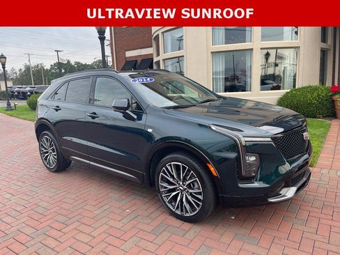 Used 2024 Cadillac XT4 Sport AWD/4WD image 5