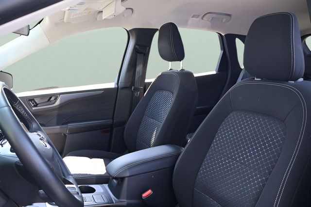 Used 2023 Ford Escape Active AWD/4WD image 13
