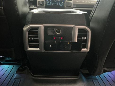 Used 2021 Ford F250 Platinum AWD/4WD image 12