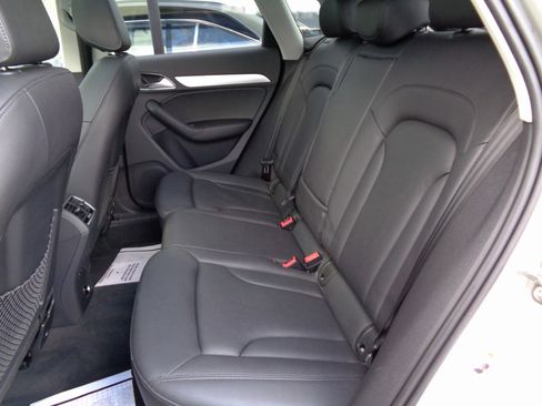 Used 2016 Audi Q3 2.0T Premium Plus w/ Technology Package image 16