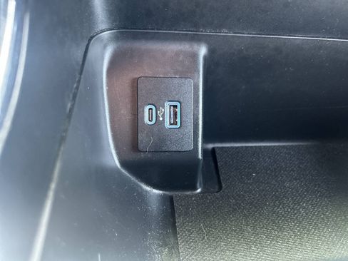 Used 2023 Ford F150 4x4 SuperCrew image 33