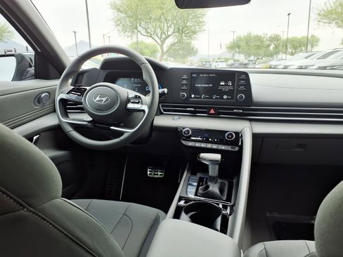 New 2026 Hyundai Elantra SEL Sport FWD image 10