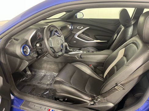 Used 2020 Chevrolet Camaro LT w/ RS Package RWD image 11