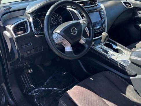 Used 2017 Nissan Murano S image 21