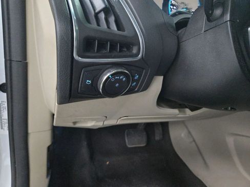 Used 2014 Ford Focus Electric Hatchback FWD image 19
