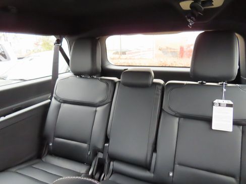 New 2025 Ford Expedition Max Platinum w/ Stealth Appearance Package image 20