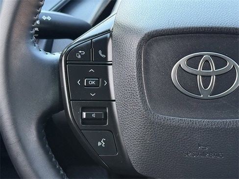 Used 2025 Toyota Prius Limited image 13