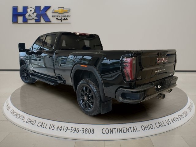 Used 2024 GMC Sierra 2500 AT4 AWD/4WD image 4