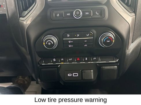 Certified 2022 Chevrolet Silverado 1500 Custom Trail Boss w/ Safety Confidence Package AWD/4WD image 45