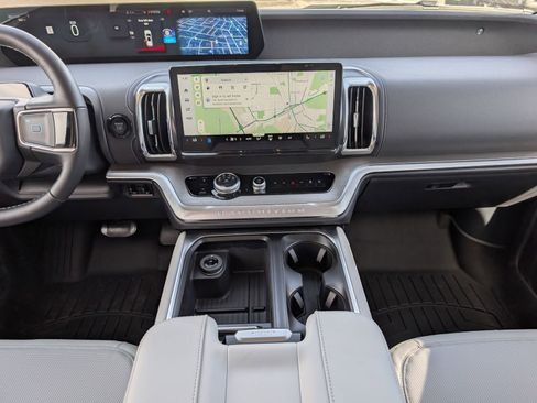 New 2026 Ford Expedition Max Platinum w/ Driver's Package image 7