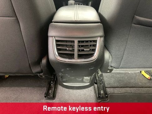 Used 2024 Chevrolet Malibu LT image 17