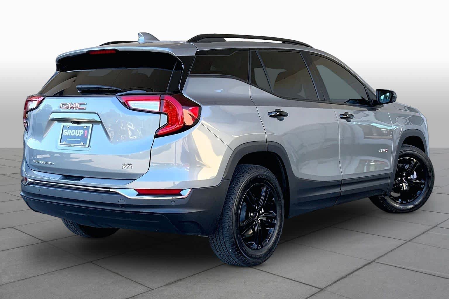 Used 2023 GMC Terrain AT4 AWD/4WD image 13