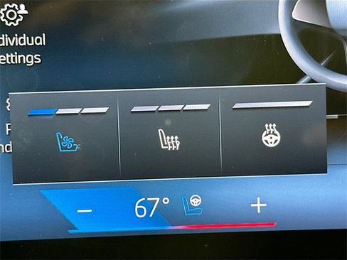 Used 2025 BMW X5 xDrive40i image 18