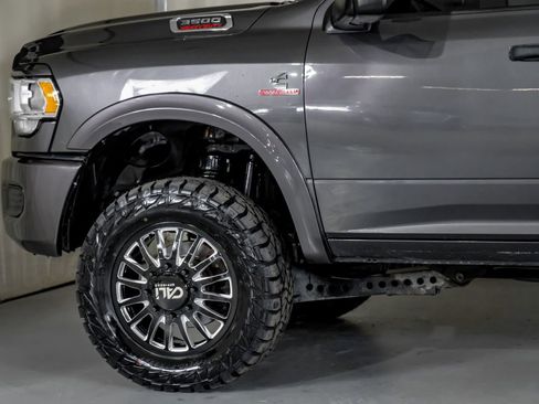 Used 2024 RAM 3500 Tradesman w/ Chrome Appearance Group image 13