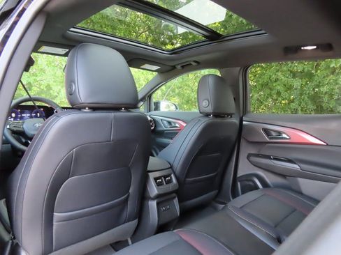 New 2025 Chevrolet Equinox EV RS w/ Convenience Package II image 22