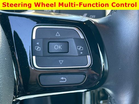 Used 2019 Volkswagen Beetle 2.0T Final Edition SEL FWD image 20