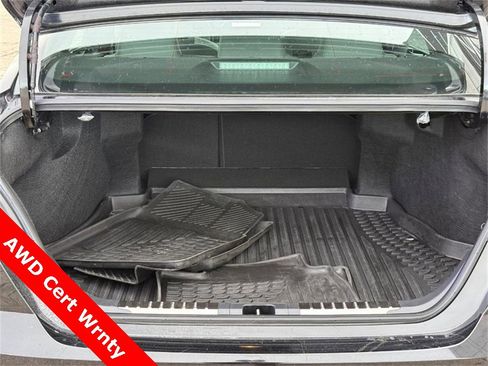 Used 2025 Toyota Camry SE image 9