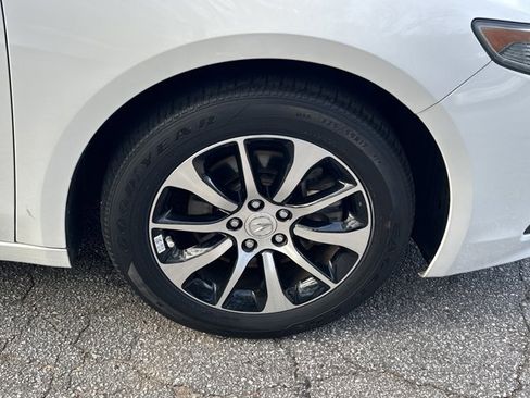 Used 2017 Acura TLX w/ Technology Package image 15