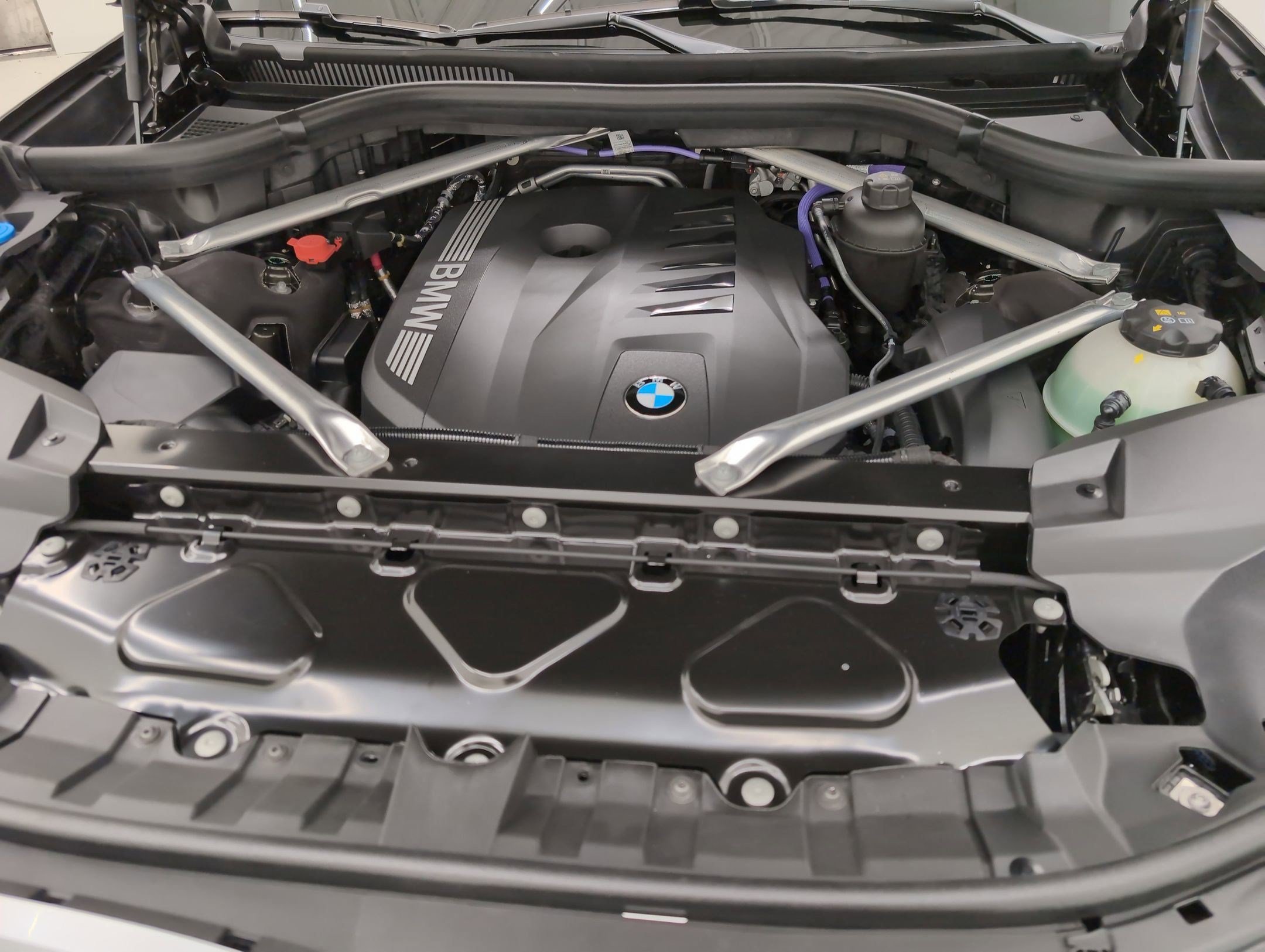 Used 2026 BMW X7 xDrive40i AWD/4WD image 25