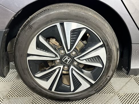 Used 2018 Honda Civic EX-T image 31