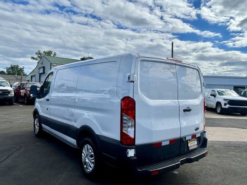 Used 2019 Ford Transit 150 130 Low Roof RWD image 5