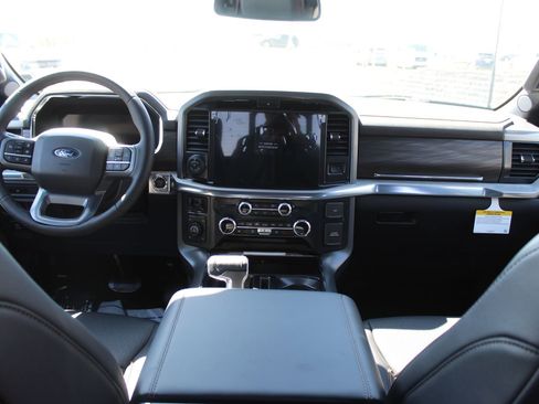 New 2026 Ford F150 Lariat image 17