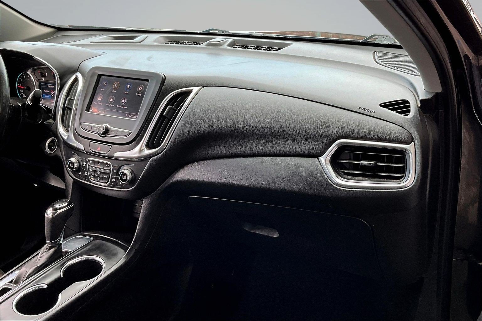Used 2020 Chevrolet Equinox LT FWD image 26