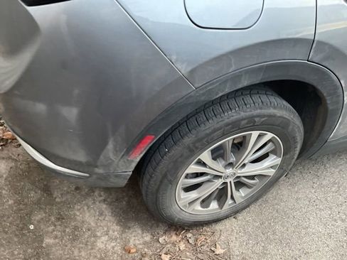 Used 2022 Buick Envision Preferred image 10