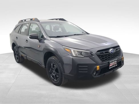 Used 2022 Subaru Outback Wilderness image 2