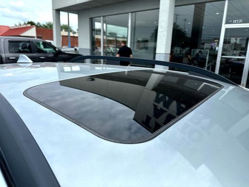 Used 2018 Subaru Crosstrek 2.0i Limited image 6