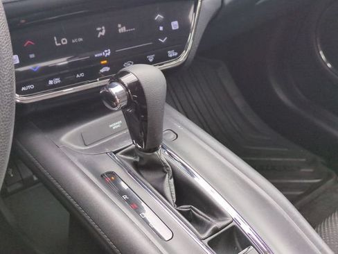 Used 2016 Honda HR-V EX image 9