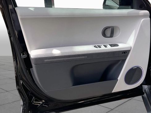 Certified 2025 Hyundai Ioniq 5 Limited AWD/4WD image 21