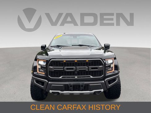 Used 2018 Ford F150 Raptor w/ Equipment Group 802A Luxury AWD/4WD image 3