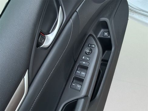 Used 2019 Honda Civic EX-L image 18
