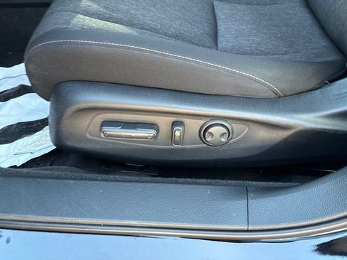 Certified 2023 Honda Accord EX image 6