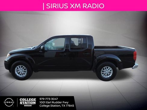 Used 2016 Nissan Frontier SV image 7