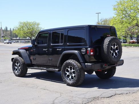Used 2021 Jeep Wrangler Unlimited Rubicon w/ Uconnect 4C Nav & Sound Group AWD/4WD image 8