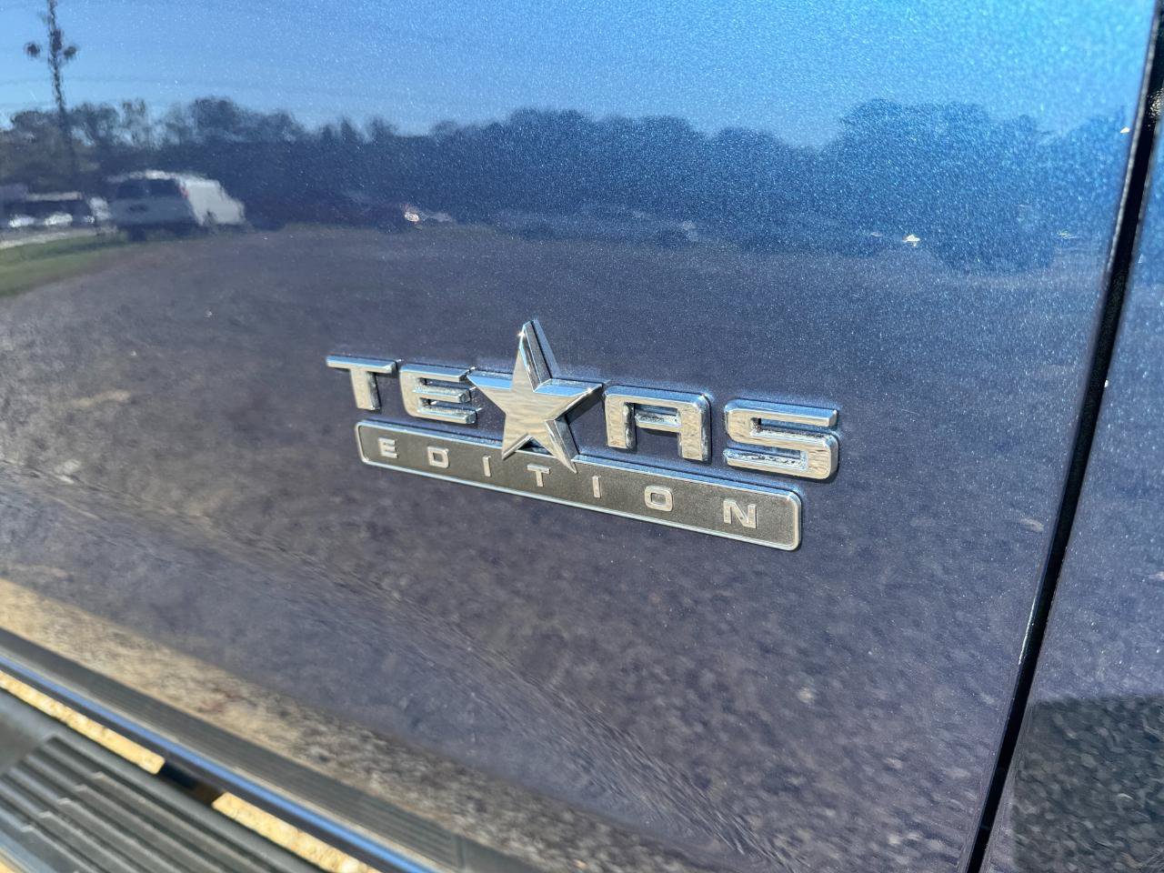 Used 2022 Chevrolet Silverado 1500 RST AWD/4WD image 9