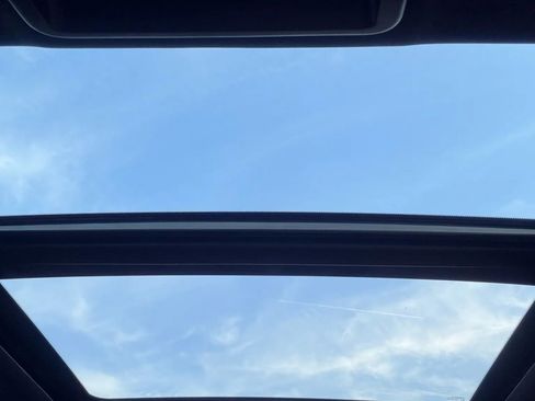 Used 2023 Nissan Titan Platinum Reserve w/ Moonroof Package image 12