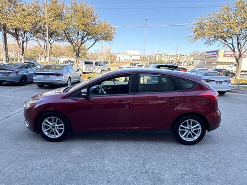 Used 2017 Ford Focus SE image 11