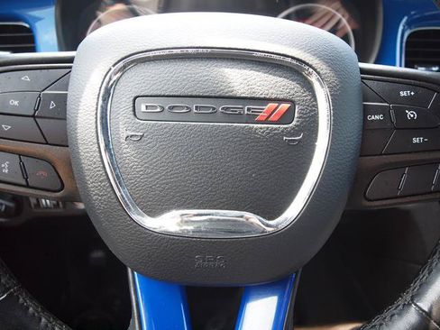 Used 2020 Dodge Charger SXT w/ Driver Convenience Group RWD image 9