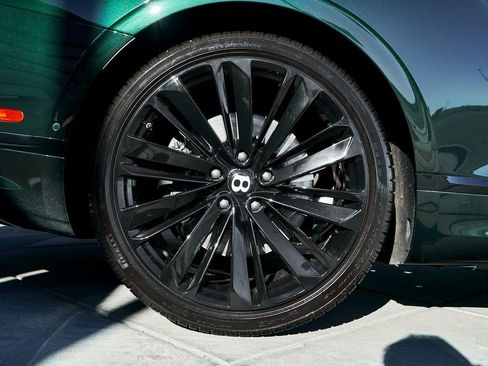 Used 2023 Bentley Continental GT Speed image 12