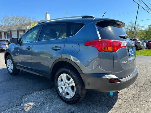 Used 2013 Toyota RAV4 LE FWD image 4