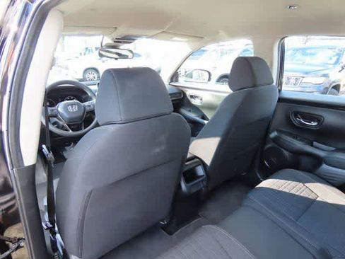 Certified 2023 Honda HR-V LX image 14