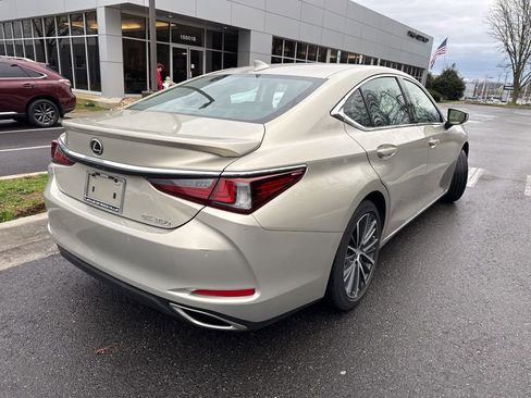 Used 2023 Lexus ES 350 w/ Premium Package image 7