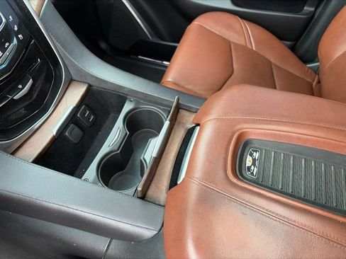 Used 2019 Cadillac Escalade ESV Luxury AWD/4WD image 22