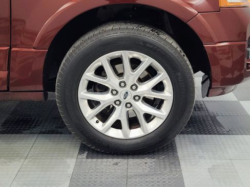 Used 2015 Ford Expedition Limited w/ Equipment Group 301A image 14