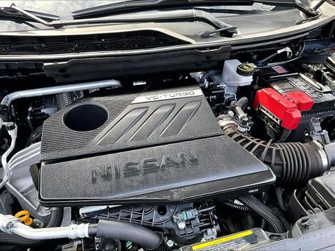 Certified 2025 Nissan Rogue SV w/ SV Premium Package AWD/4WD image 28