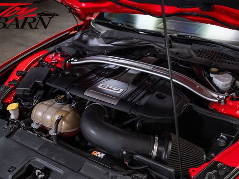 Used 2018 Ford Mustang GT Premium w/ GT Performance Package RWD image 48