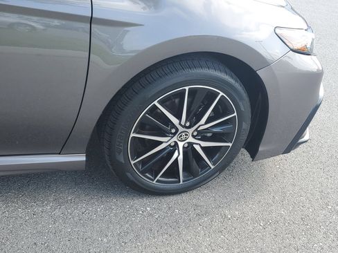 Certified 2024 Toyota Camry SE FWD image 6